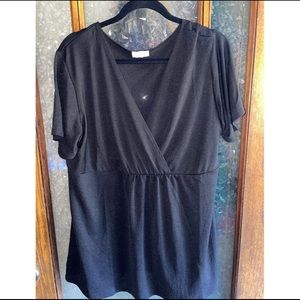 Deep V, short sleeve blouse.